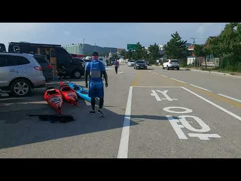 차박의 성지 고성 거진항 해변의 캠핑 모습